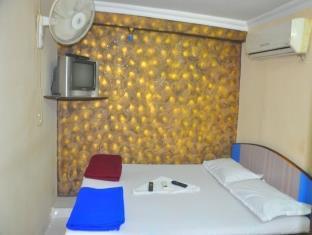 Right Choice Budget Hotel Bombay Extérieur photo